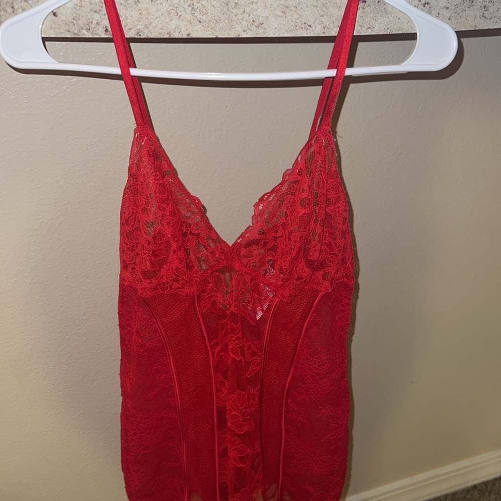 VICTORIA SECRET LACE SLIP DRESS